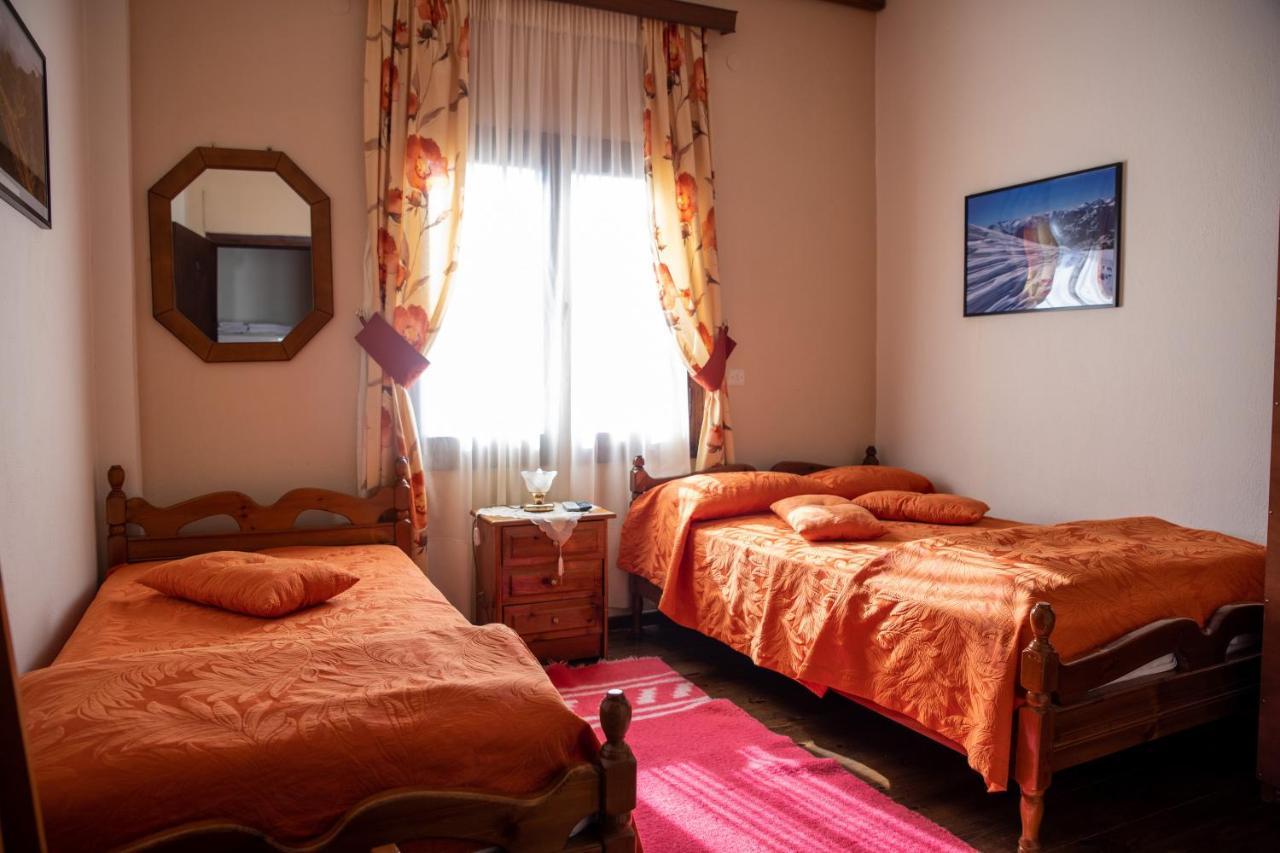 Mprizis Rooms Elati  ภายนอก รูปภาพ