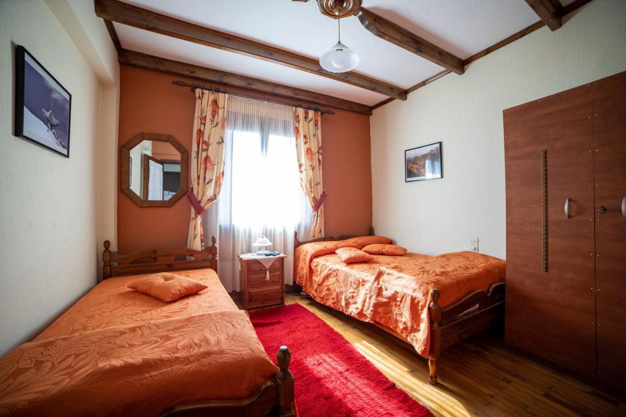 Mprizis Rooms Elati  ภายนอก รูปภาพ