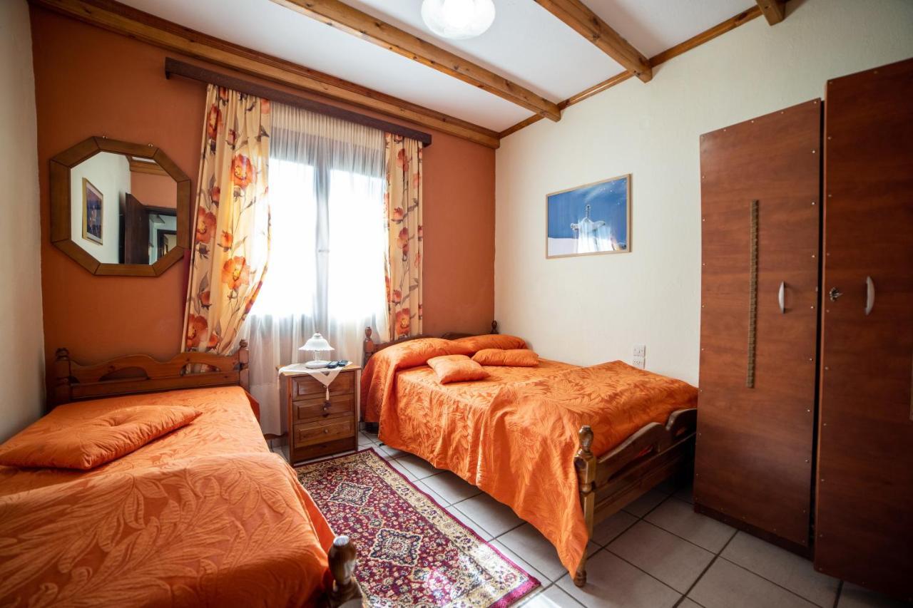 Mprizis Rooms Elati  ภายนอก รูปภาพ