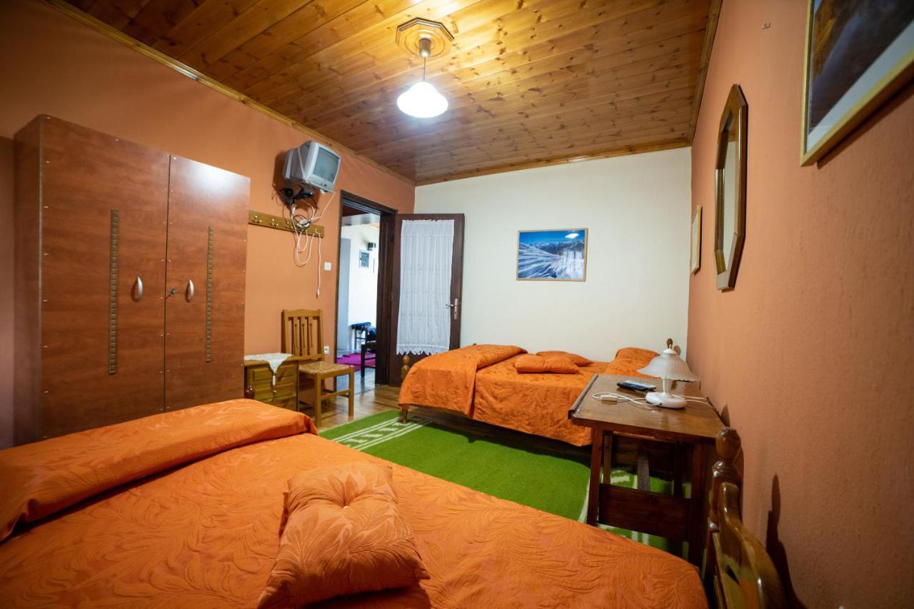 Mprizis Rooms Elati  ภายนอก รูปภาพ