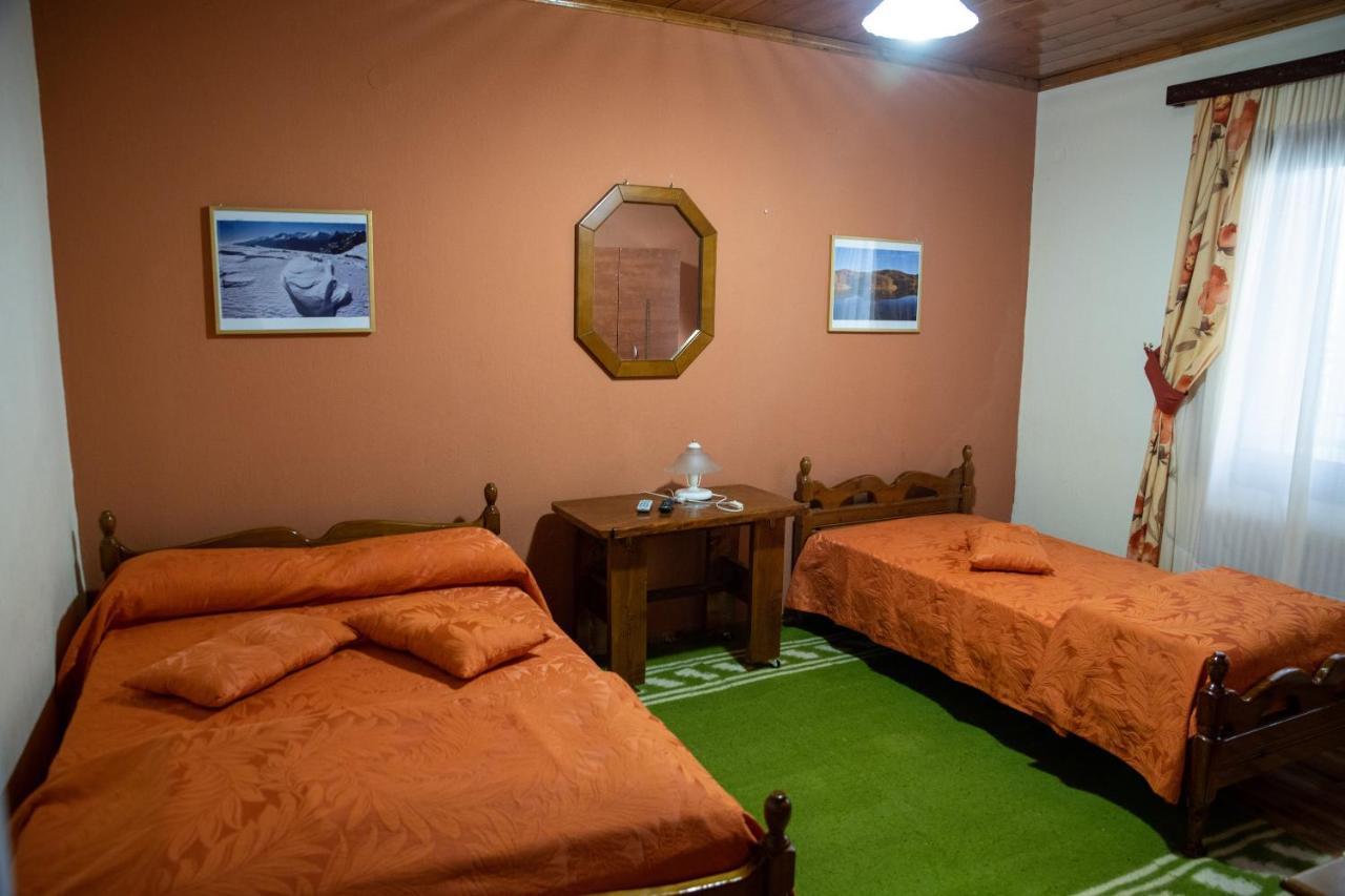 Mprizis Rooms Elati  ภายนอก รูปภาพ