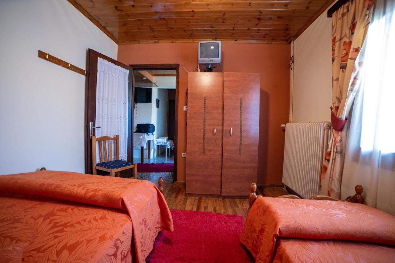 Mprizis Rooms Elati  ภายนอก รูปภาพ