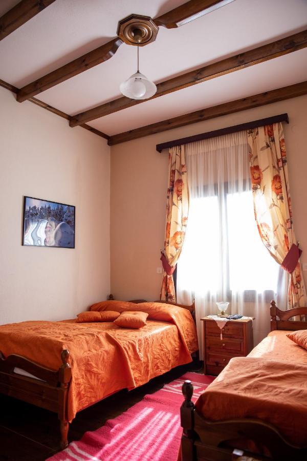 Mprizis Rooms Elati  ภายนอก รูปภาพ