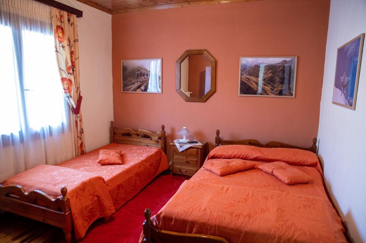 Mprizis Rooms Elati  ภายนอก รูปภาพ