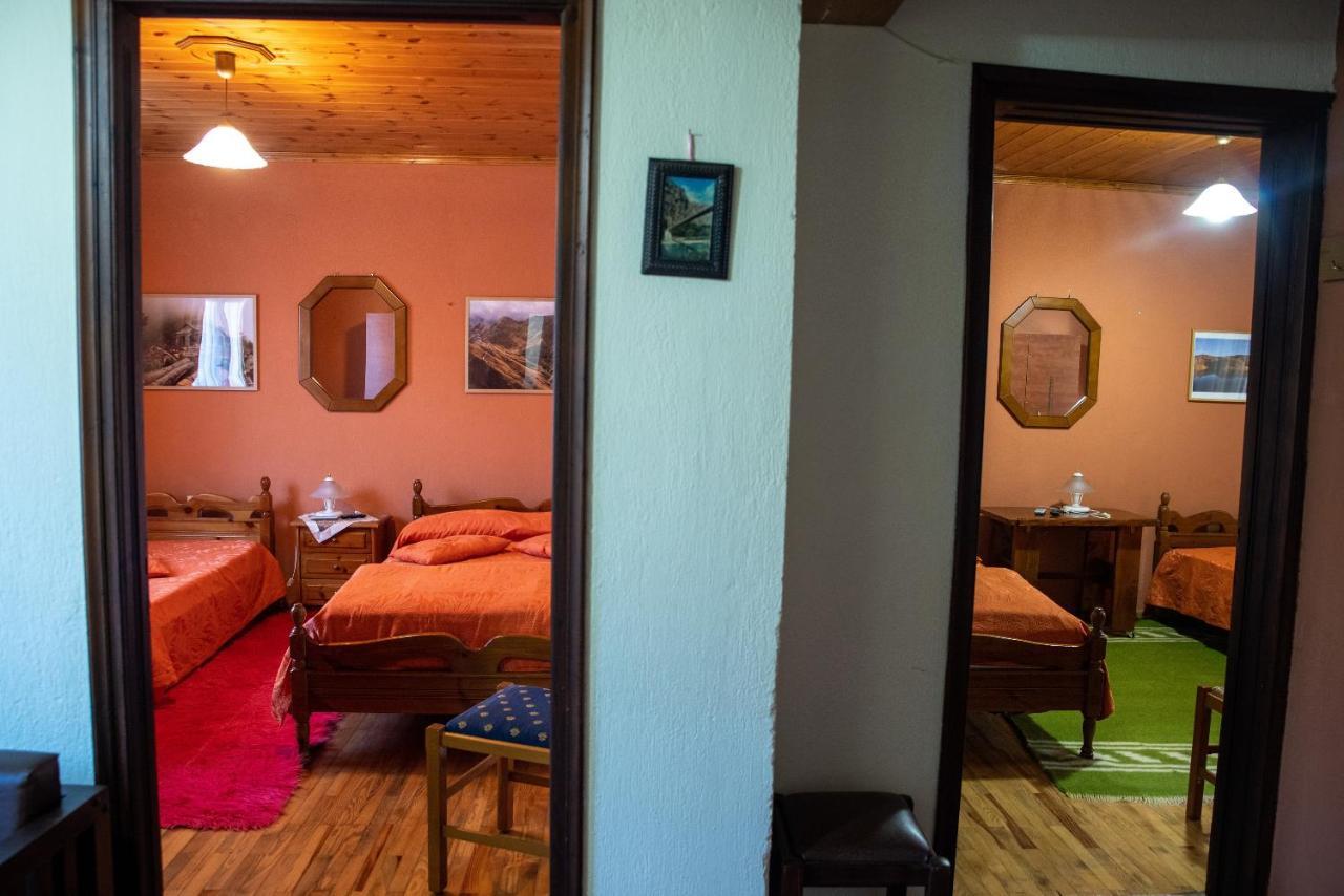 Mprizis Rooms Elati  ภายนอก รูปภาพ