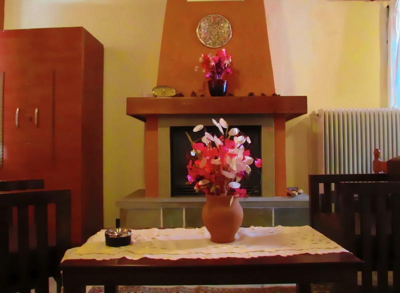 Mprizis Rooms Elati  ภายนอก รูปภาพ